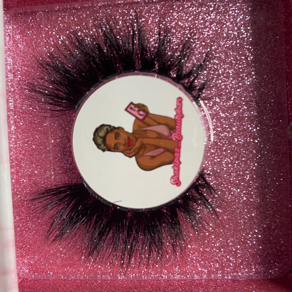 lash extensions - Picture 3 of 11